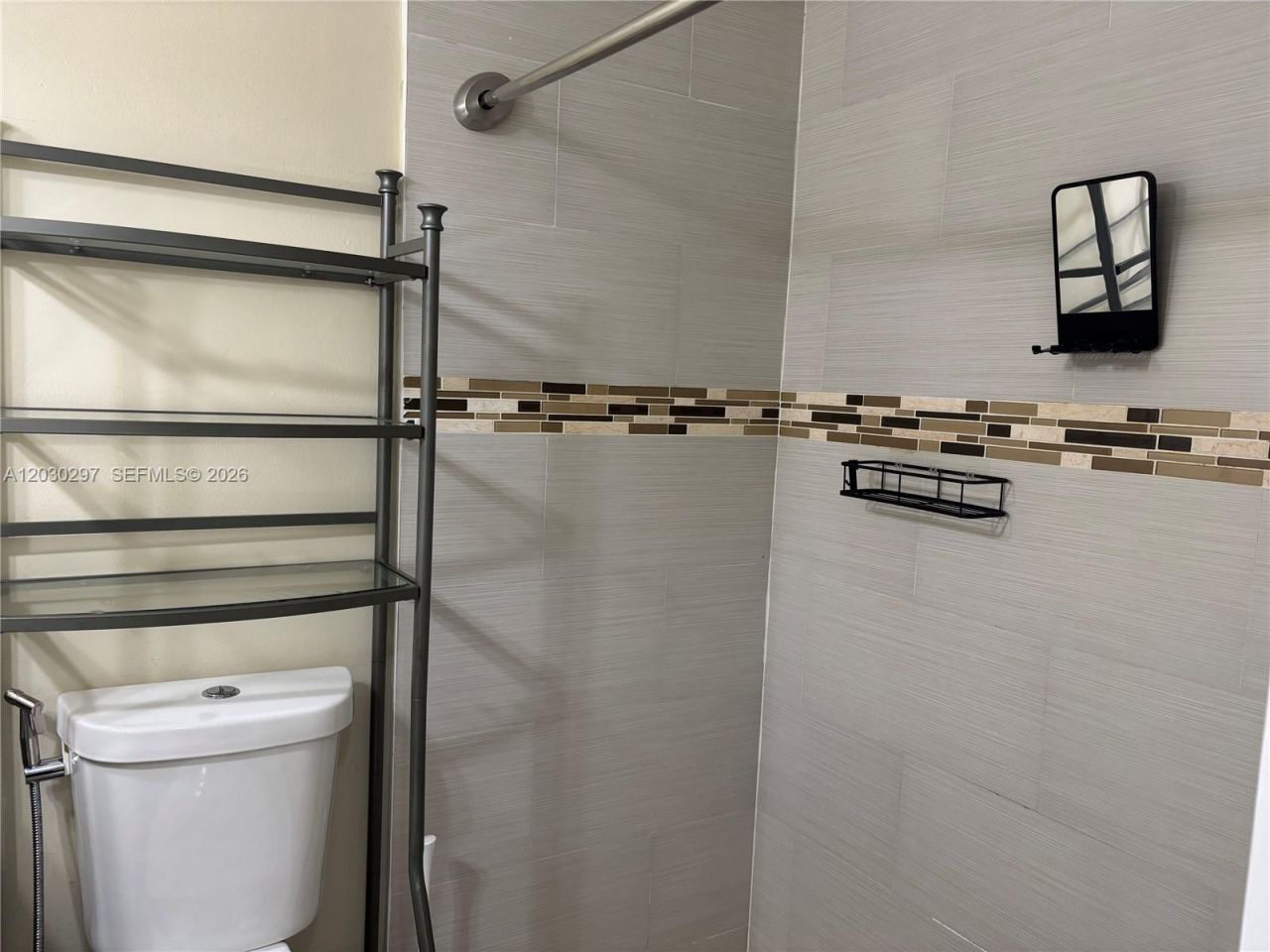 100 Gate Rd , Unit 3-63, Hollywood, FL 33024 Photo