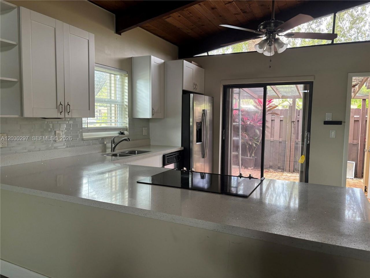 100 Gate Rd , Unit 3-63, Hollywood, FL 33024 Photo