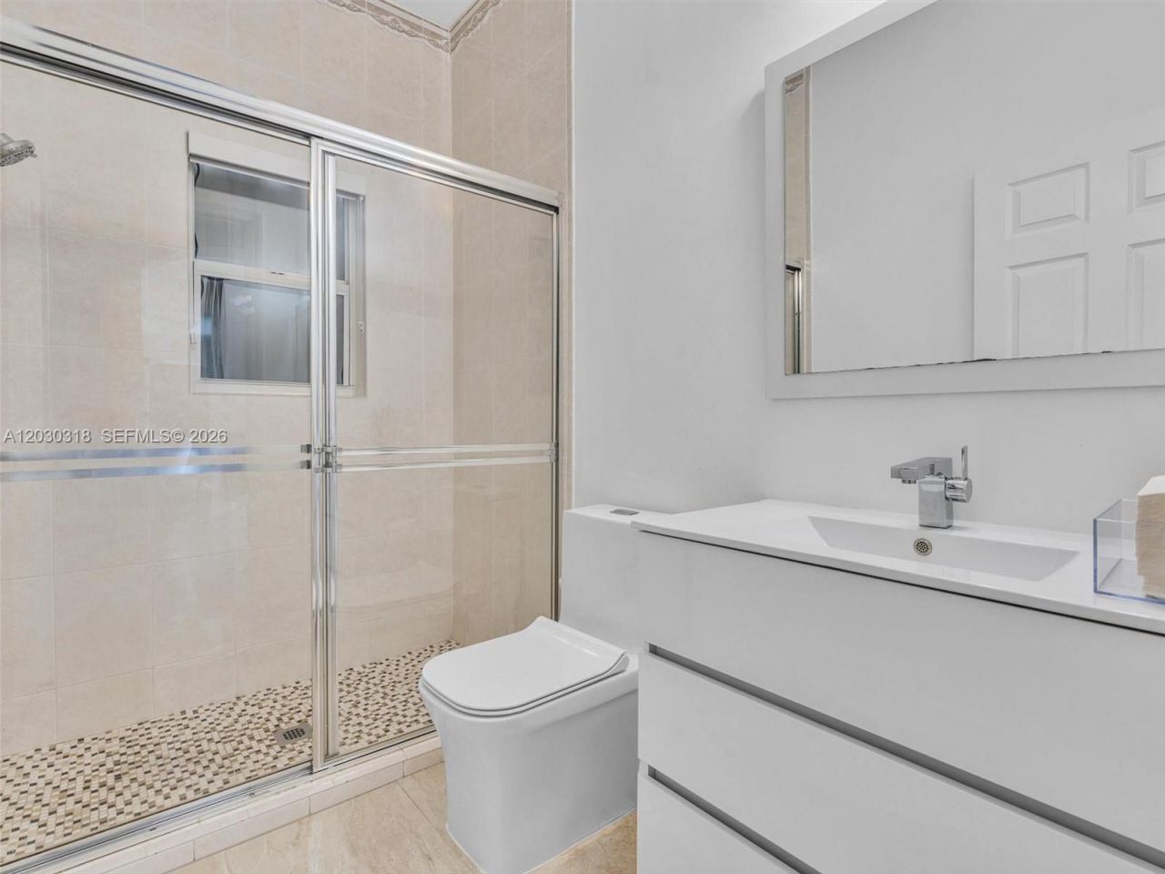 8052 NW 161st Ter, Miami Lakes, FL 33016 Photo
