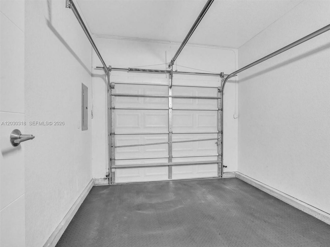 8052 NW 161st Ter, Miami Lakes, FL 33016 Photo