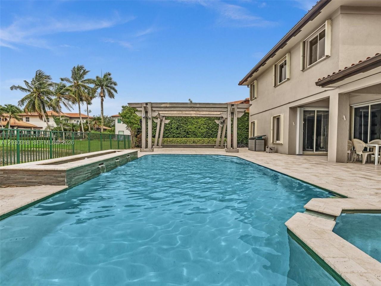 8052 NW 161st Ter, Miami Lakes, FL 33016 Photo
