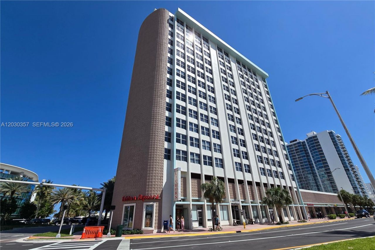 2899 Collins Ave , Unit 642, Miami Beach, FL 33140 Photo