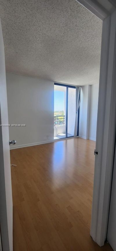 3300 NE 191st St , Unit 818, Aventura, FL 33180 Photo