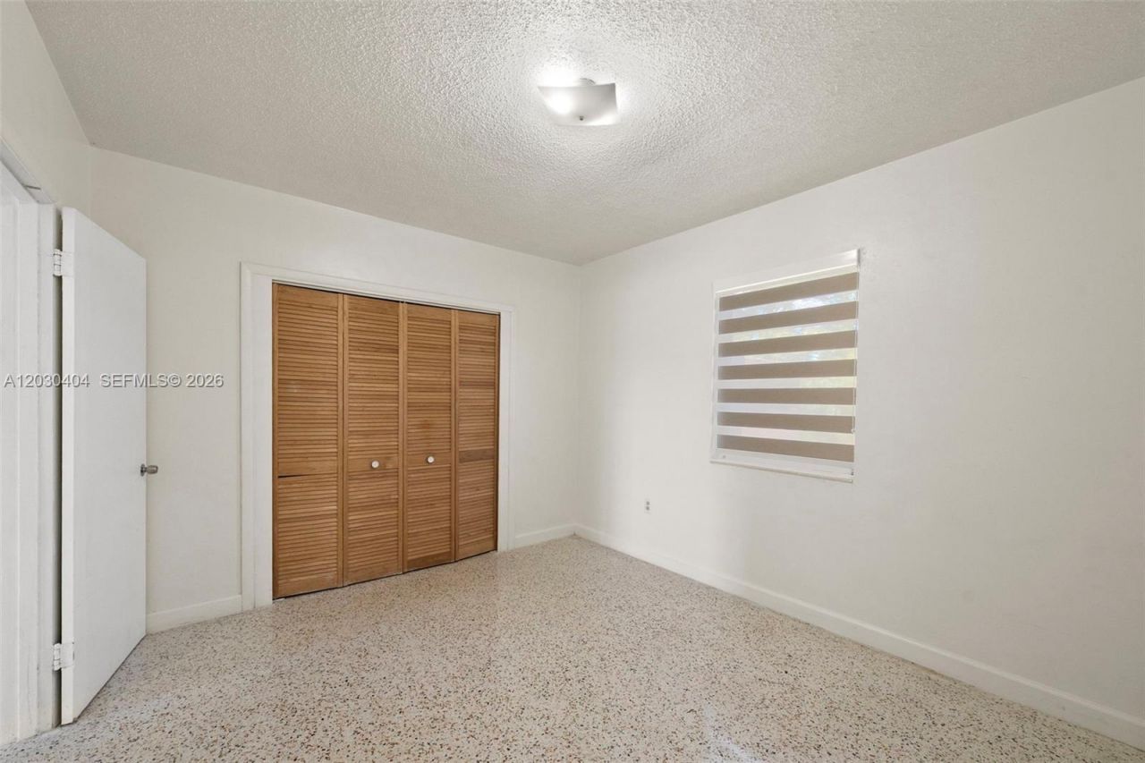 3211 NW 13th Ter , Unit 3211, Miami, FL 33125 Photo