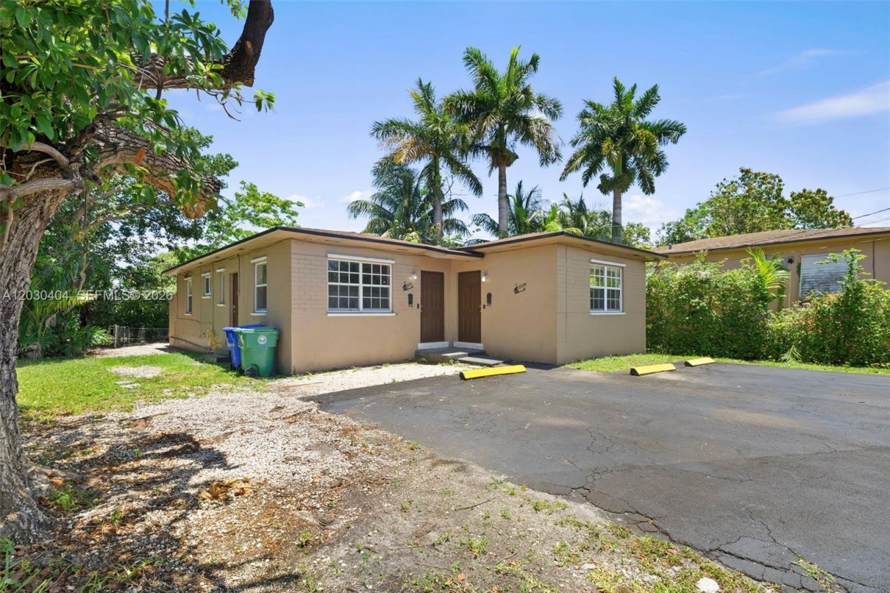 3211 NW 13th Ter , Unit 3211, Miami, FL 33125 Photo