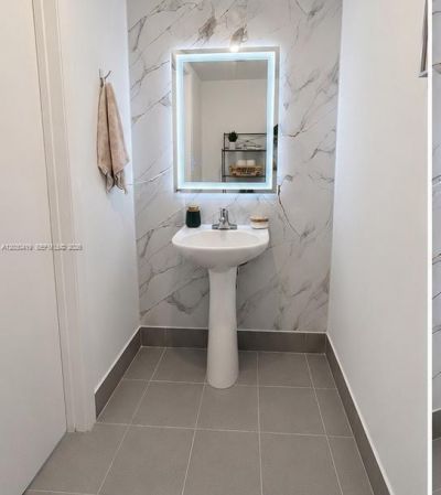 92 SW 3rd St , Unit 1508, Miami, FL 33130 Photo