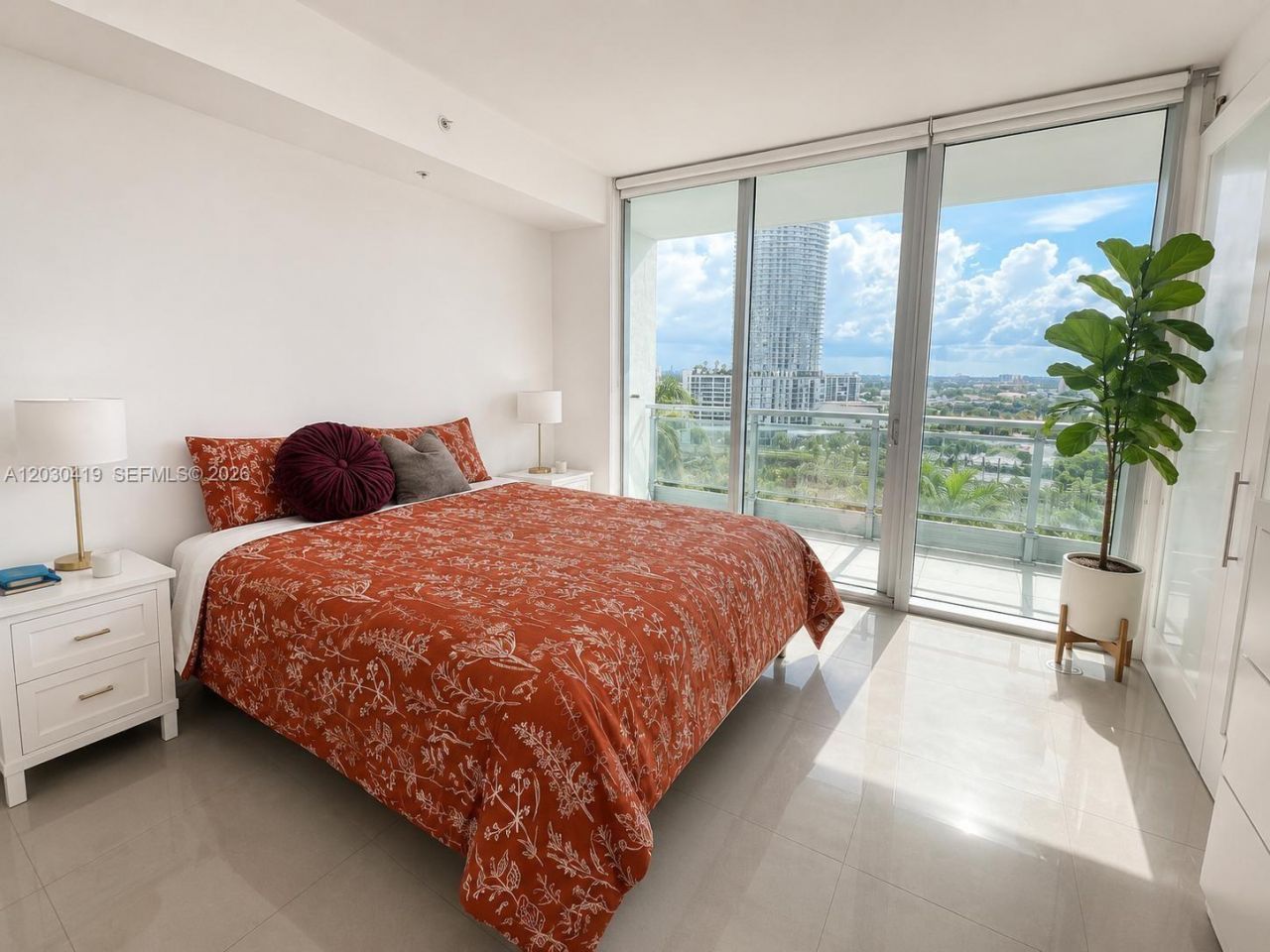 92 SW 3rd St , Unit 1508, Miami, FL 33130 Photo