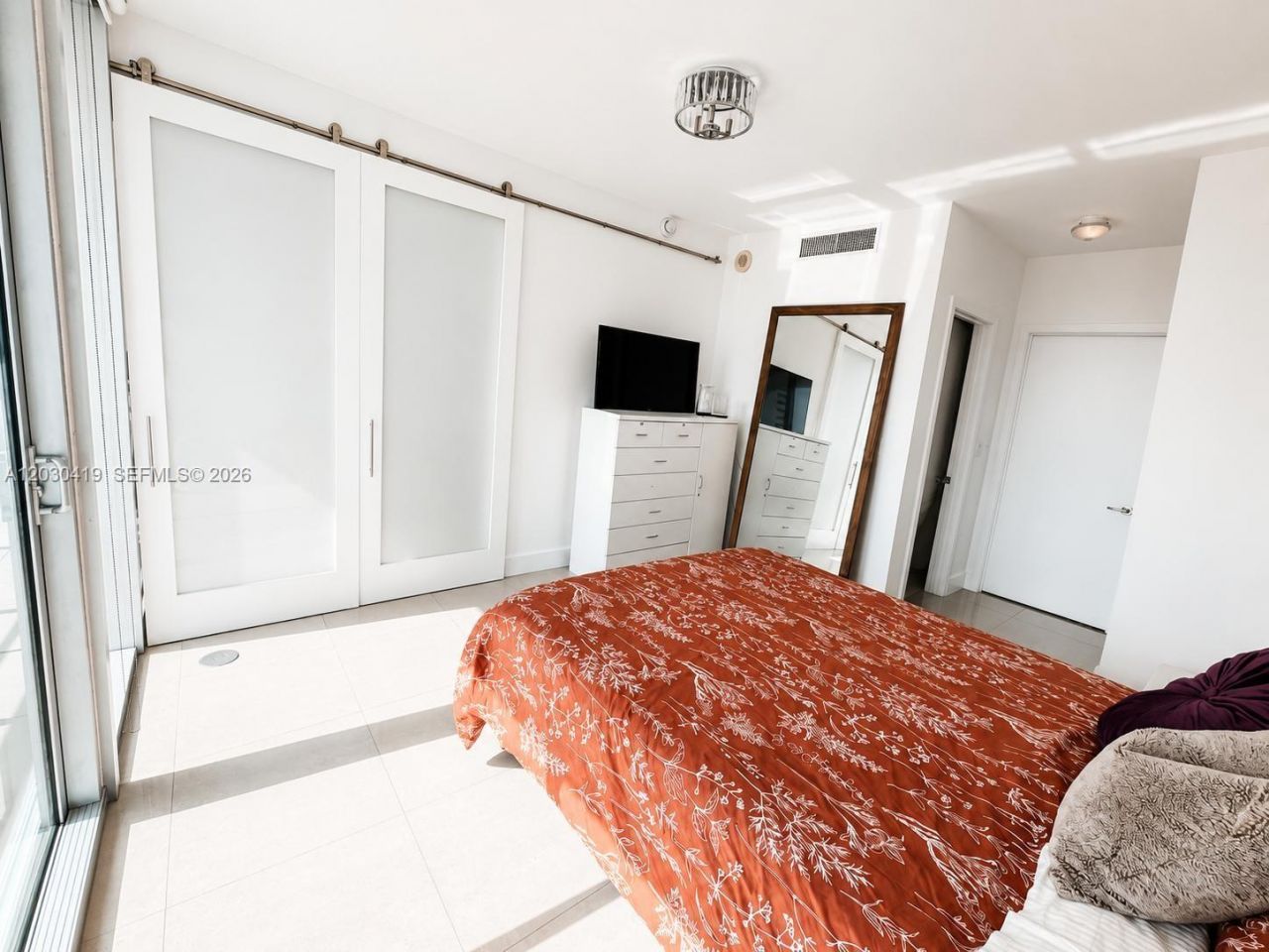 92 SW 3rd St , Unit 1508, Miami, FL 33130 Photo