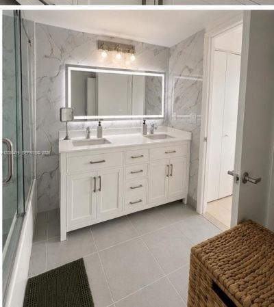 92 SW 3rd St , Unit 1508, Miami, FL 33130 Photo