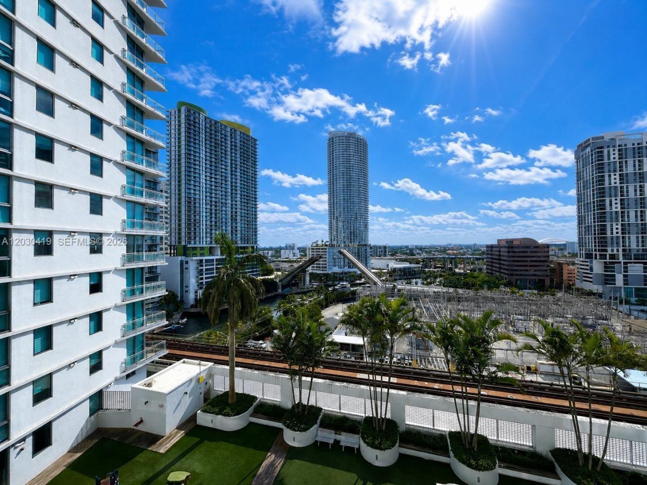 92 SW 3rd St , Unit 1508, Miami, FL 33130 Photo