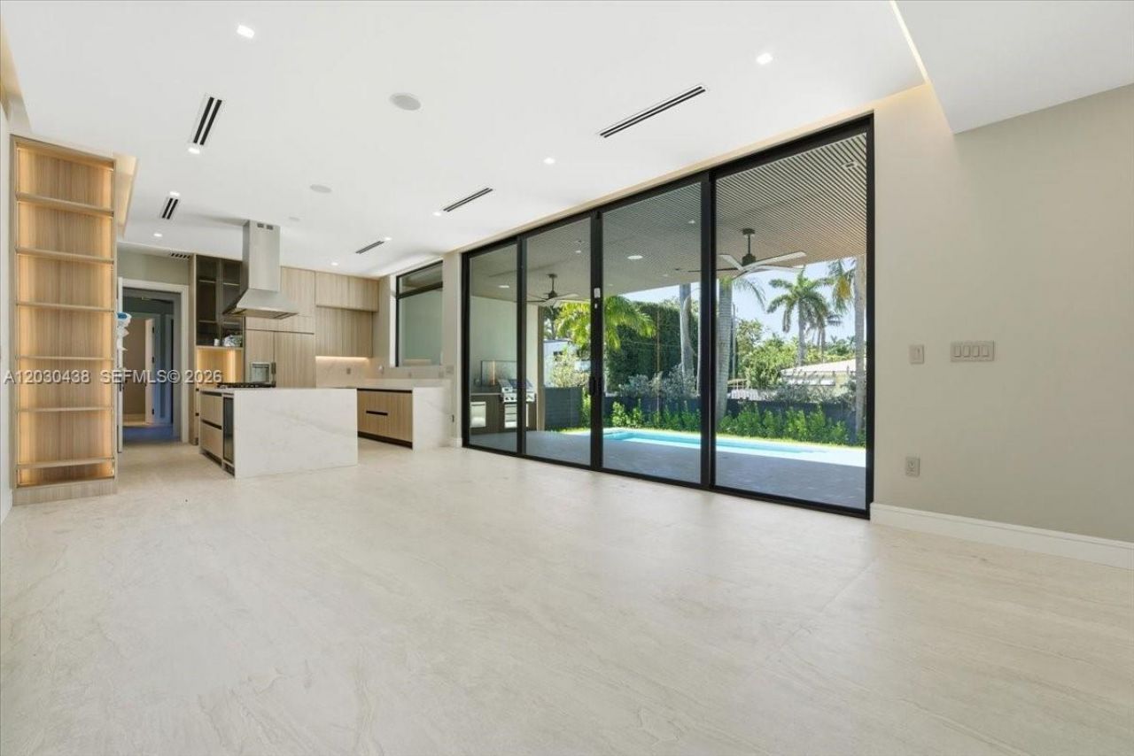 1380 Hollywood Blvd, Hollywood, FL 33019 Photo