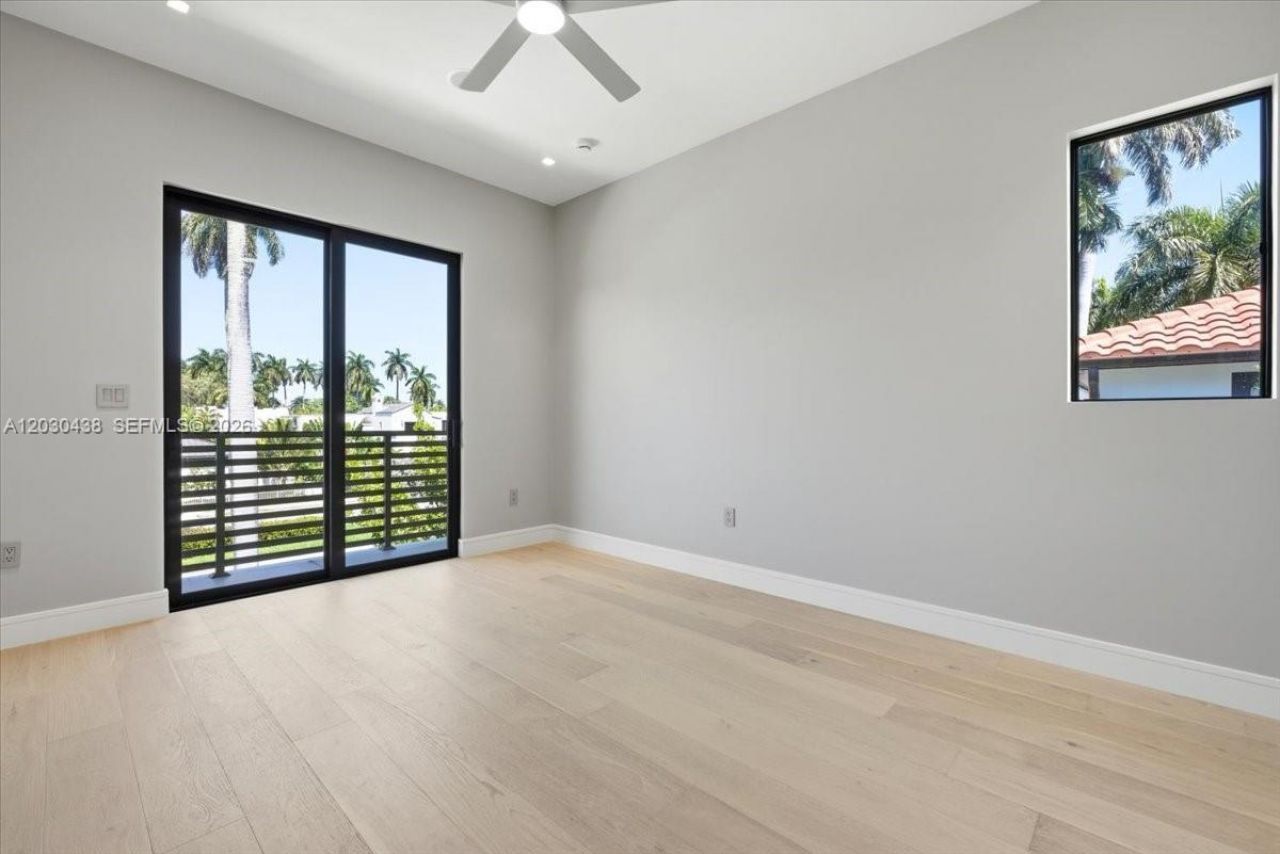 1380 Hollywood Blvd, Hollywood, FL 33019 Photo