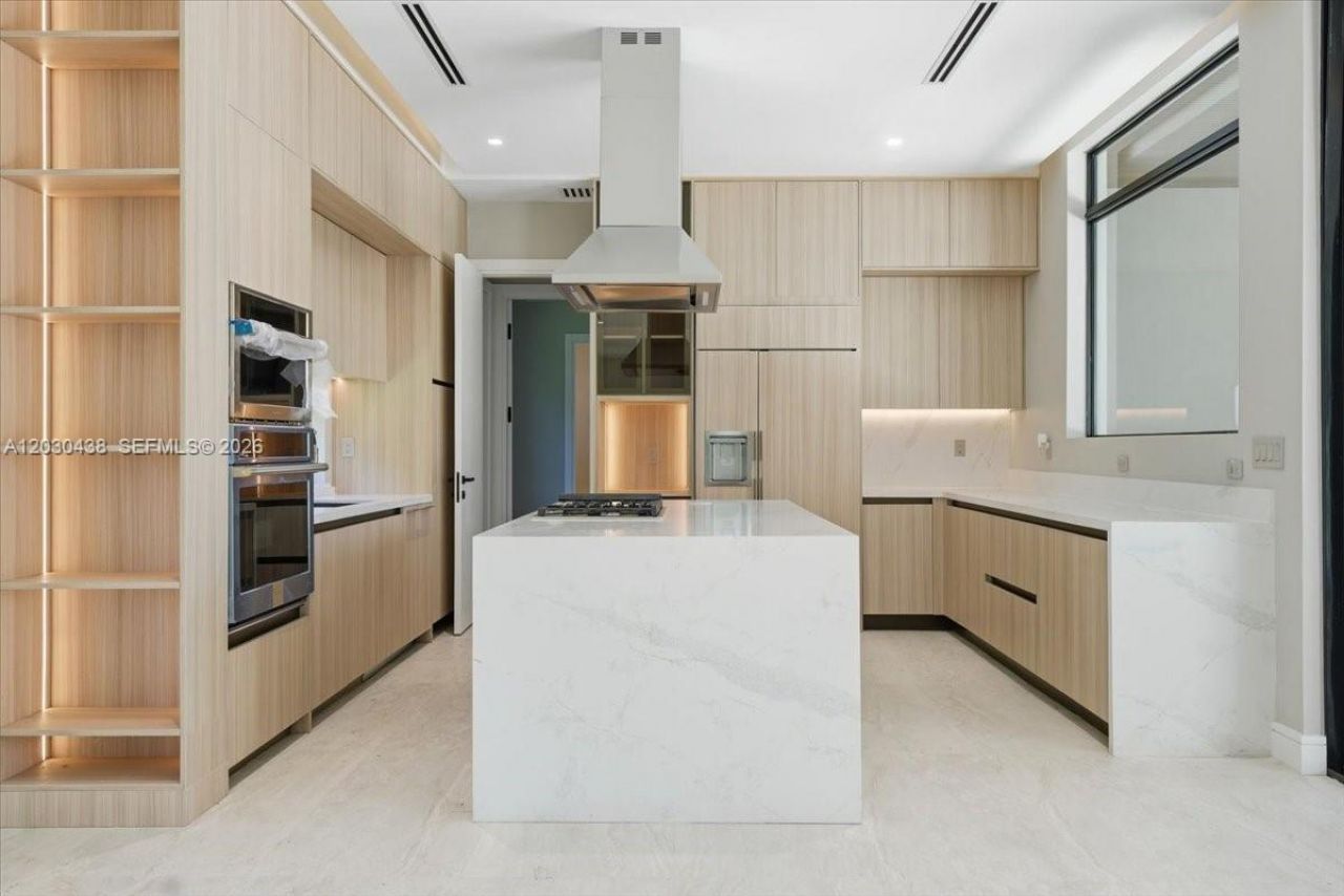 1380 Hollywood Blvd , Hollywood, FL 33019 Photo