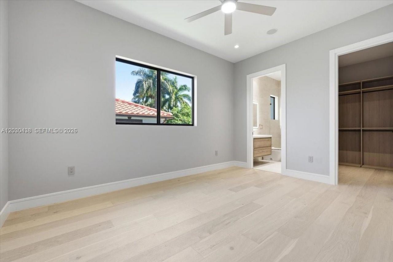 1380 Hollywood Blvd, Hollywood, FL 33019 Photo