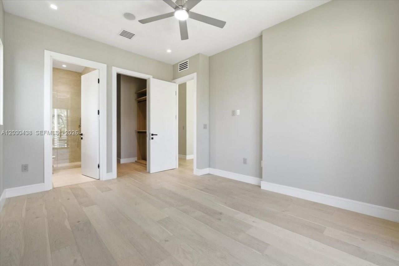 1380 Hollywood Blvd, Hollywood, FL 33019 Photo