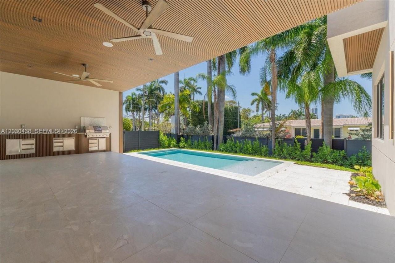 1380 Hollywood Blvd, Hollywood, FL 33019 Photo