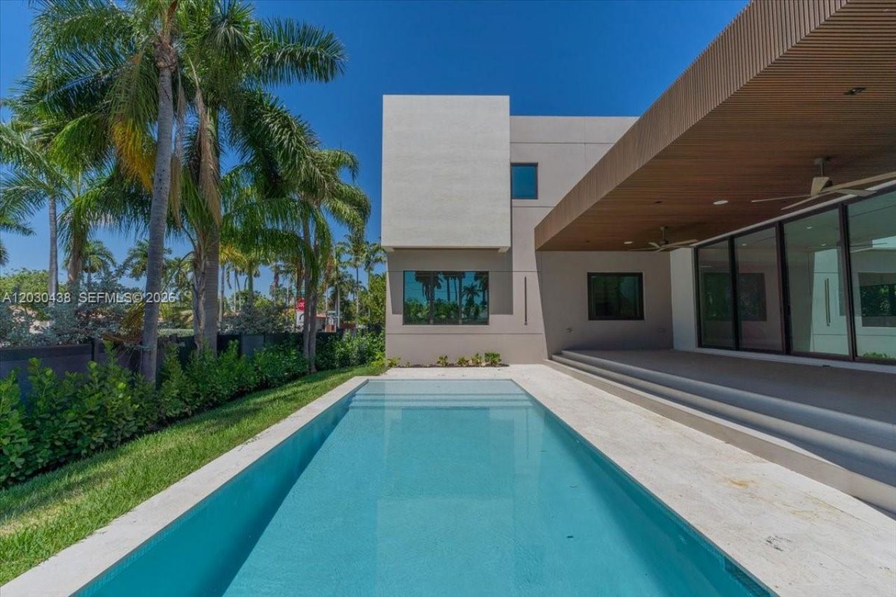 1380 Hollywood Blvd, Hollywood, FL 33019 Photo