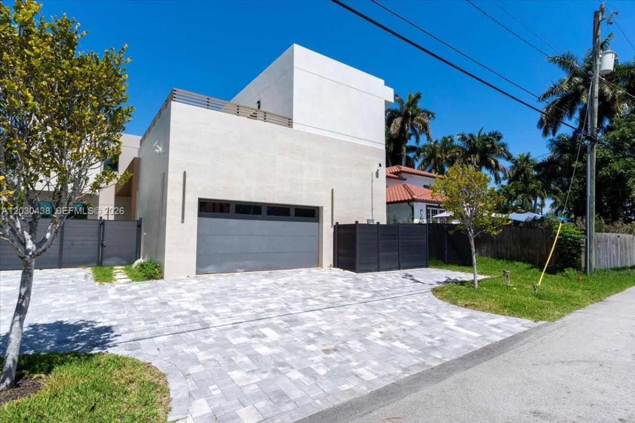 1380 Hollywood Blvd, Hollywood, FL 33019 Photo