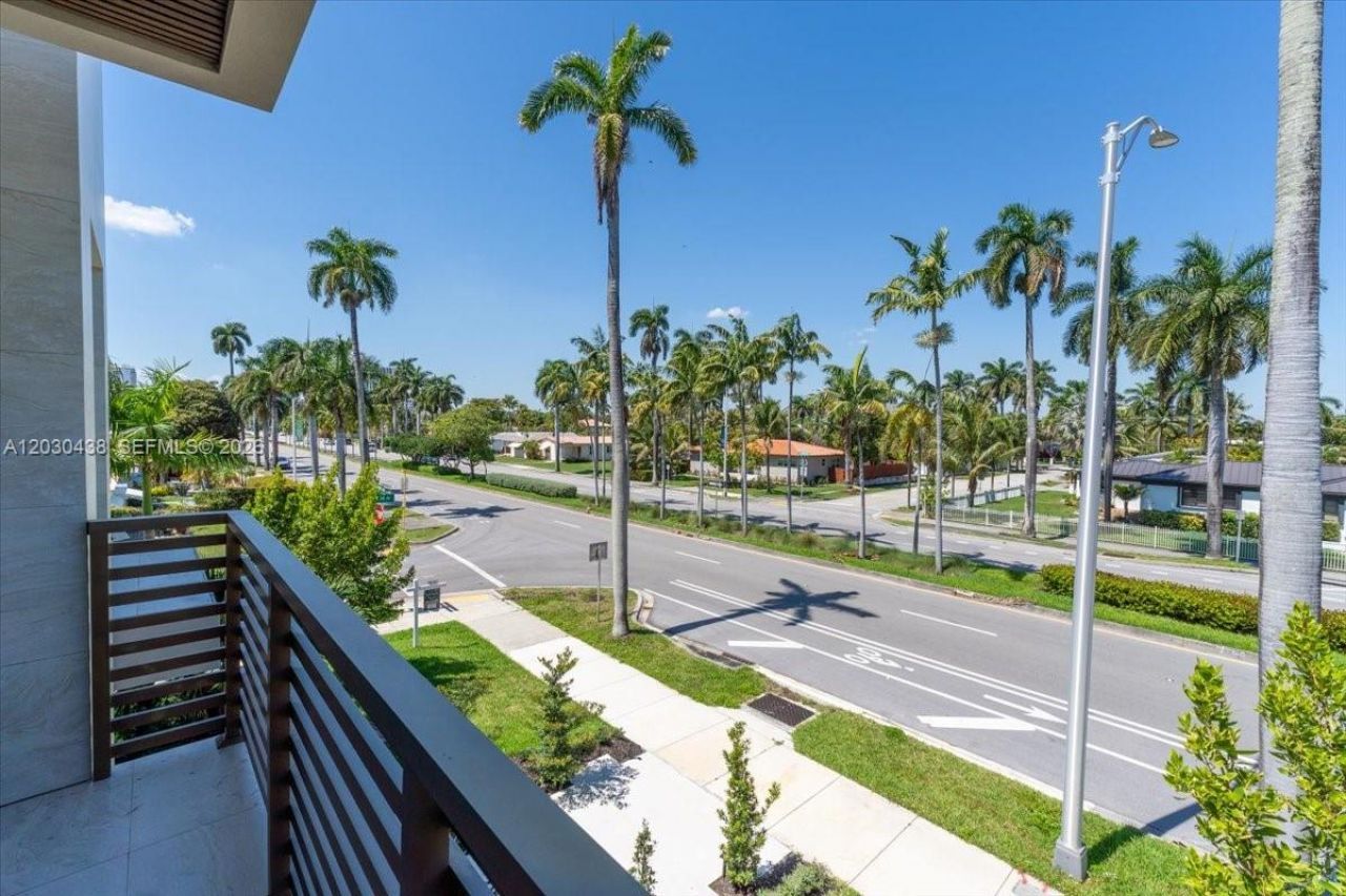 1380 Hollywood Blvd, Hollywood, FL 33019 Photo