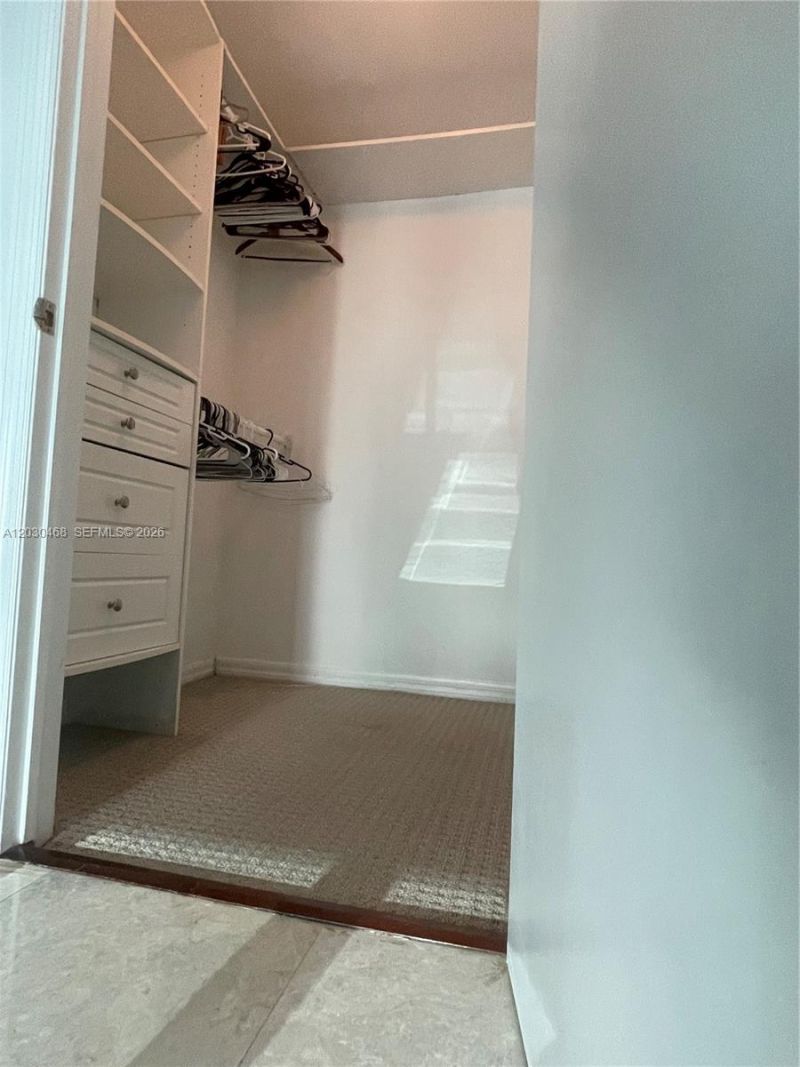 500 Brickell Ave , Unit 3105, Miami, FL 33131 Photo