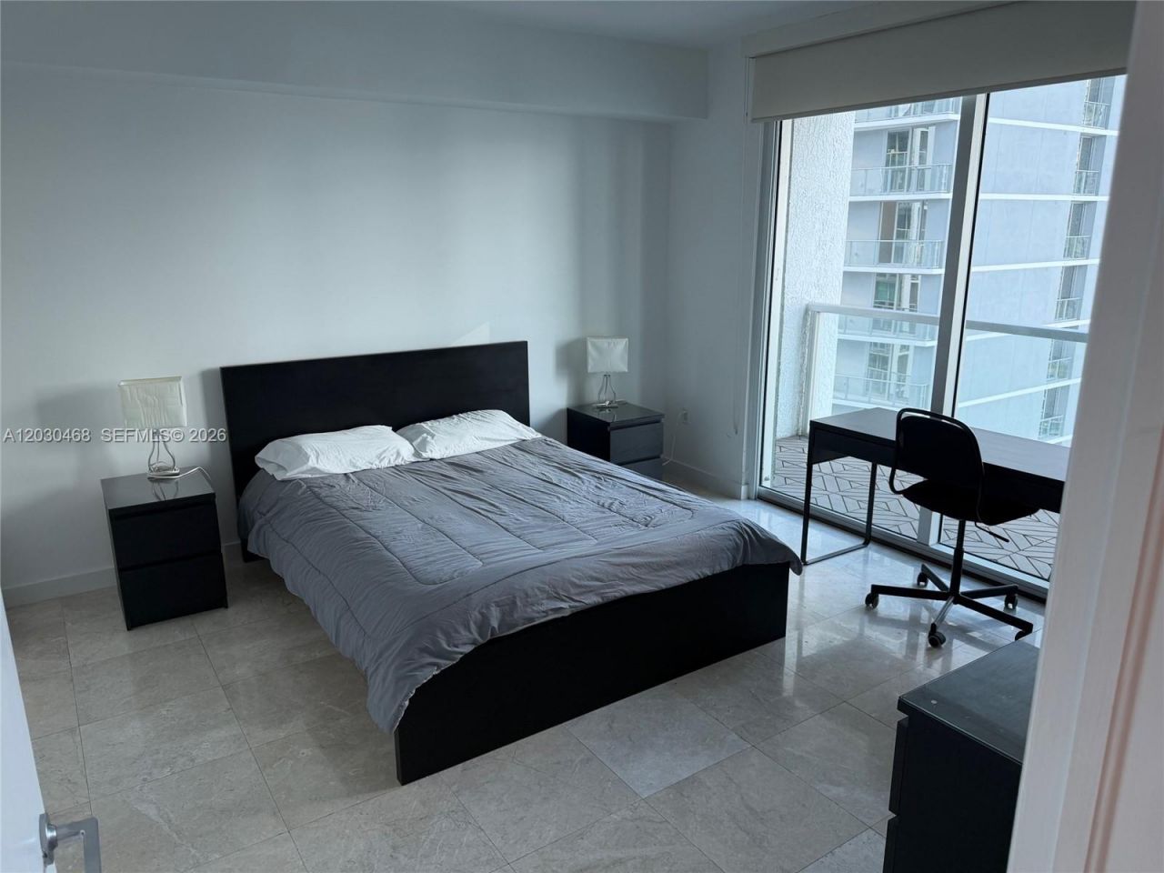500 Brickell Ave , Unit 3105, Miami, FL 33131 Photo