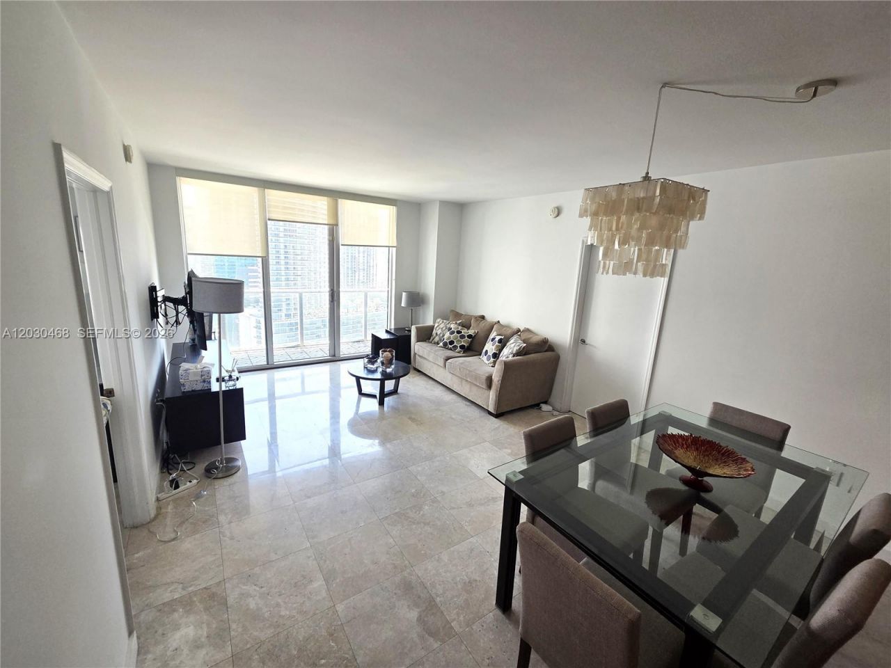 500 Brickell Ave, Unit 3105, Miami, FL 33131 Photo