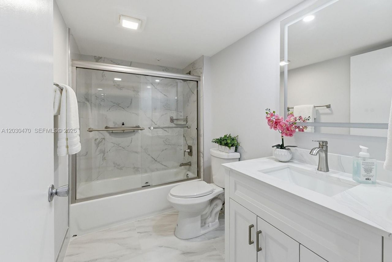 550 SW 138th Ave , Unit 206K, Pembroke Pines, FL 33027 Photo