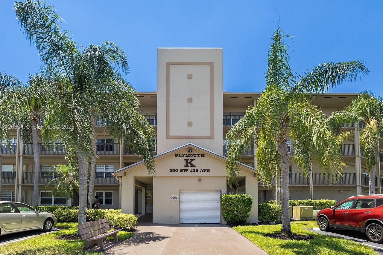 550 SW 138th Ave , Unit 206K, Pembroke Pines, FL 33027 Photo