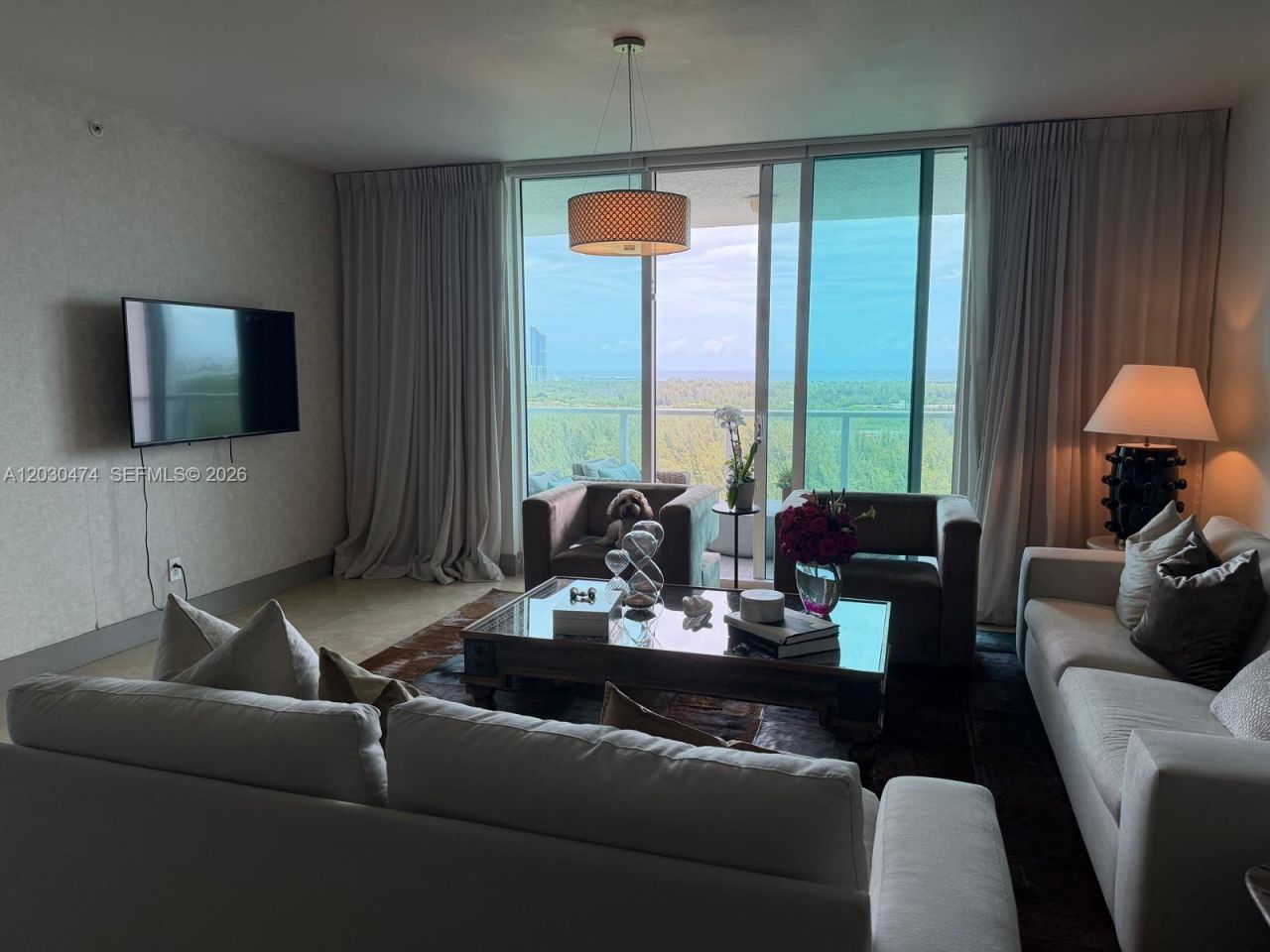 14951 Royal Oaks Ln , Unit 2001, Miami, FL 33181 Photo