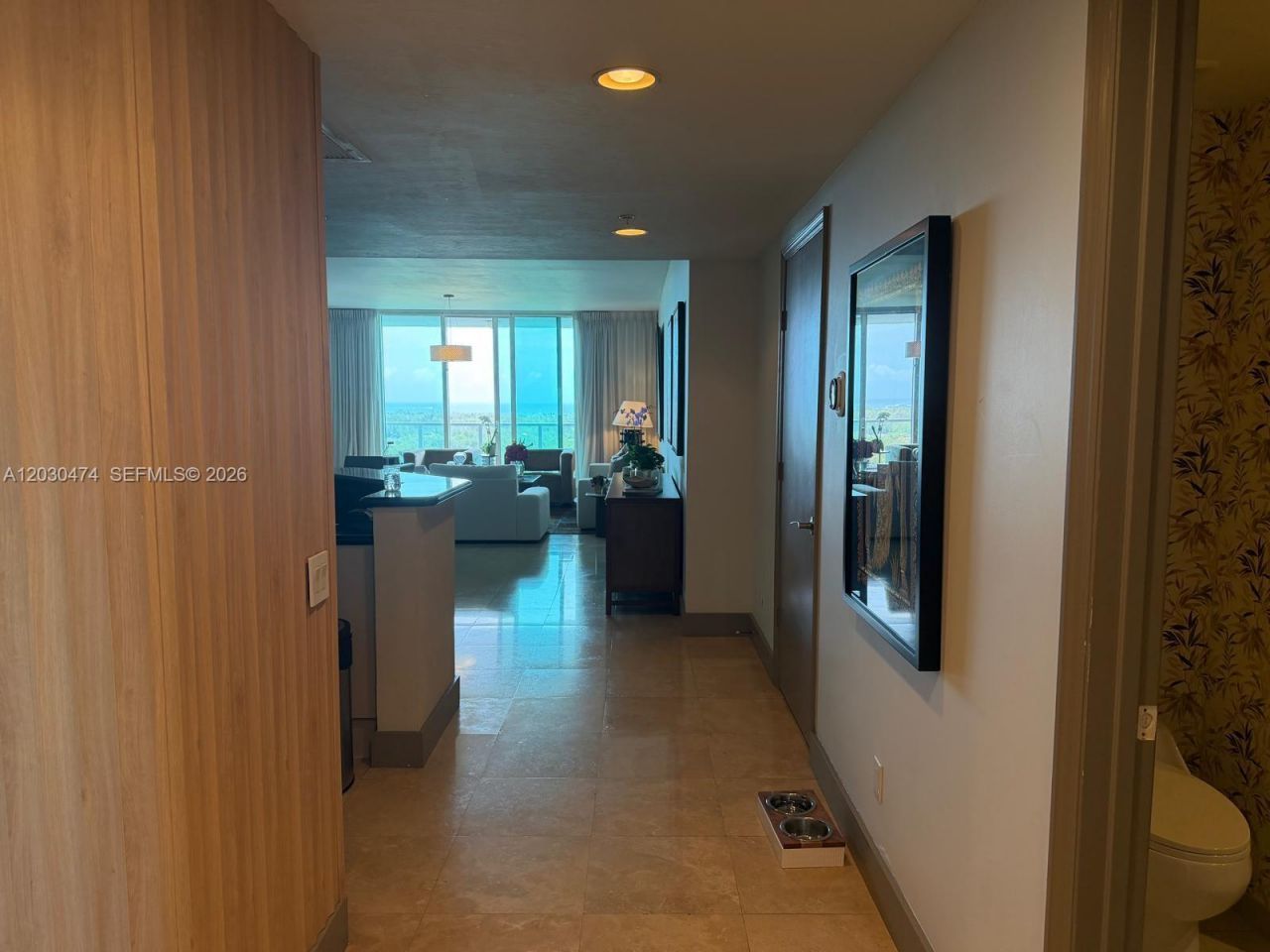 14951 Royal Oaks Ln , Unit 2001, Miami, FL 33181 Photo