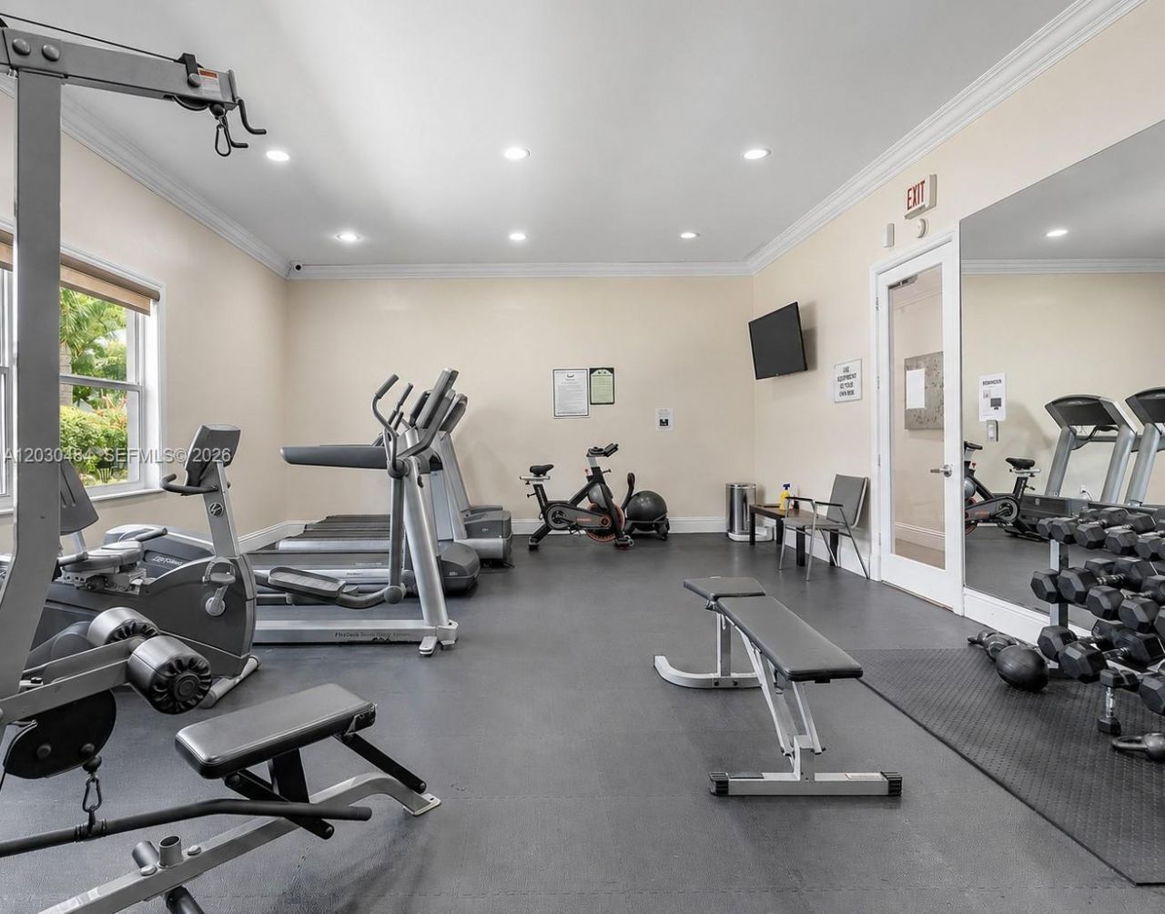 812 NE 26th Ave , Hallandale Beach, FL 33009 Photo
