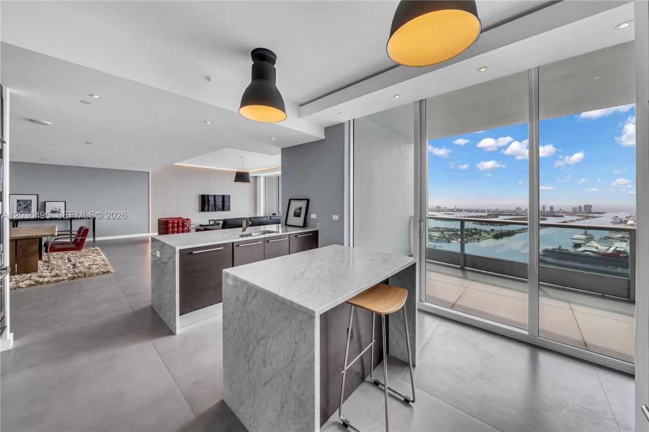 900 Biscayne Blvd , Unit PH6205, Miami, FL 33132 Photo