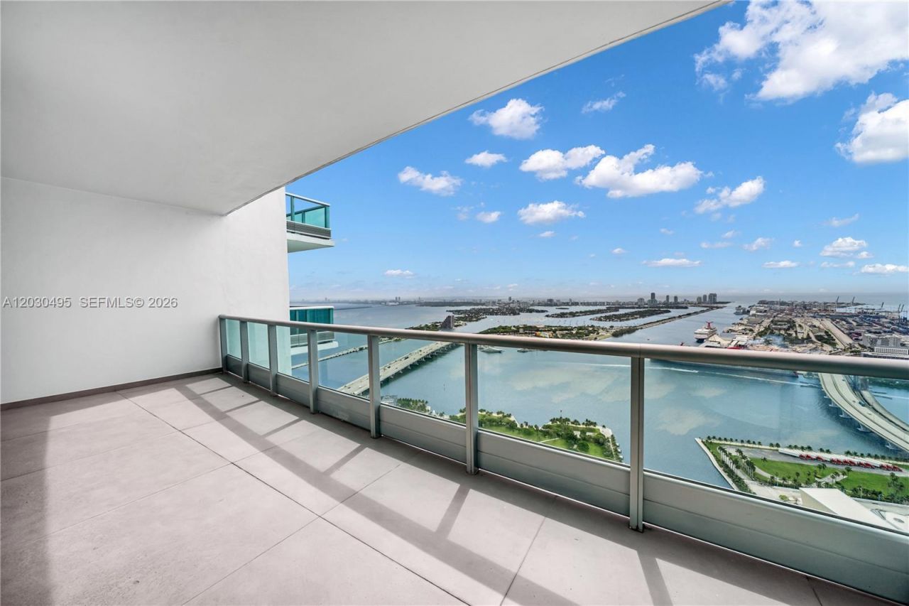 900 Biscayne Blvd , Unit PH6205, Miami, FL 33132 Photo