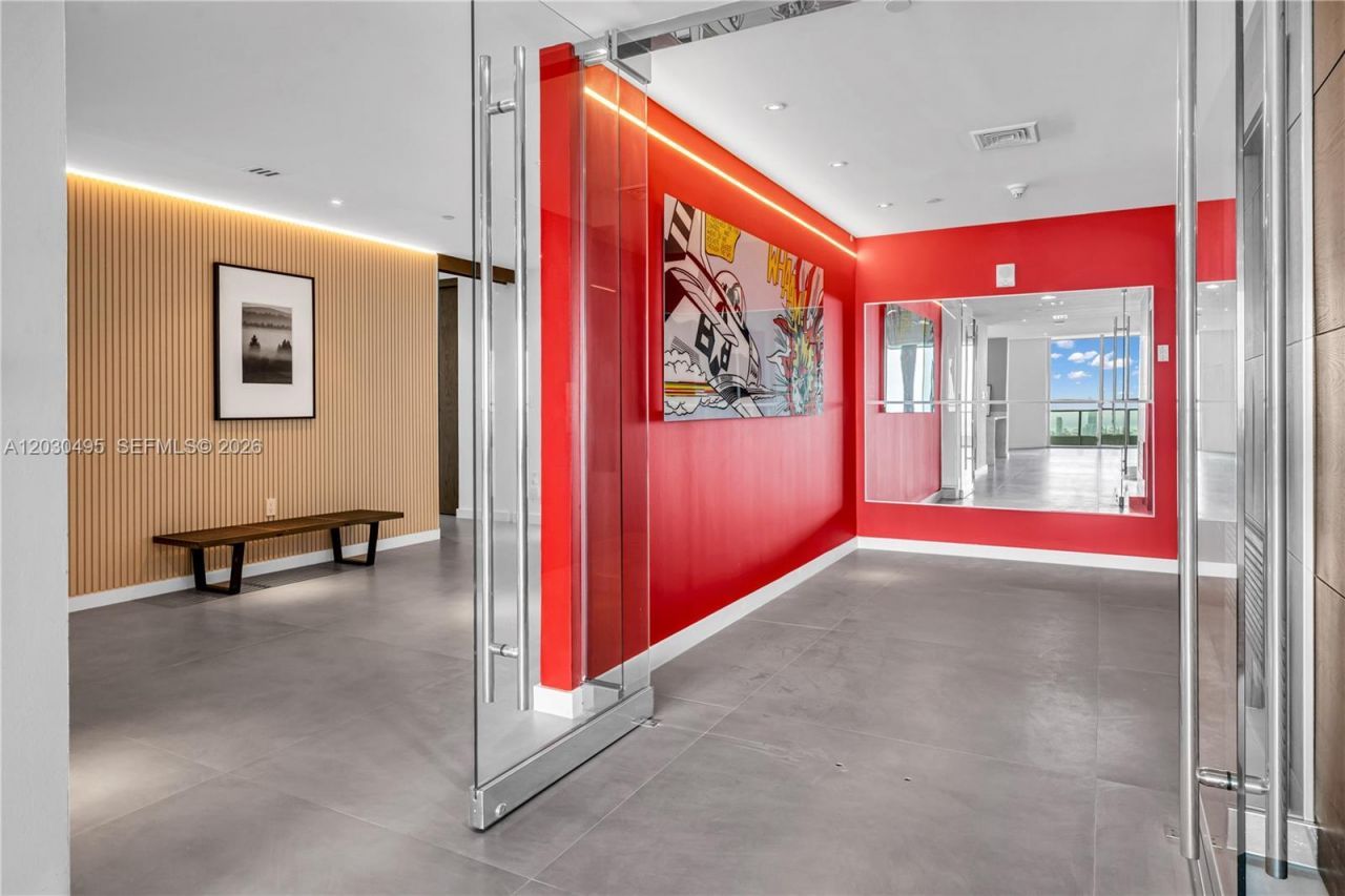 900 Biscayne Blvd , Unit PH6205, Miami, FL 33132 Photo