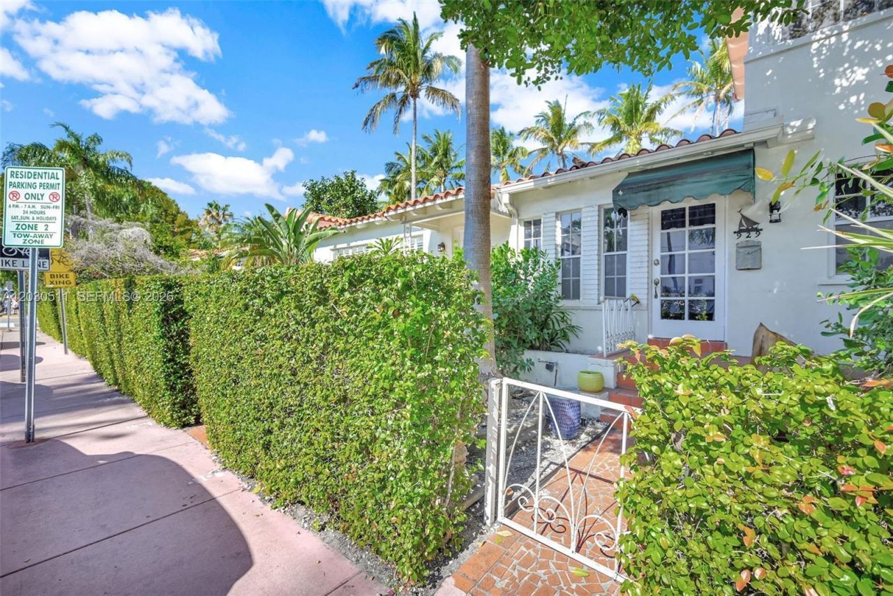 1605 Michigan Ave , Unit 929, Miami Beach, FL 33139 Photo
