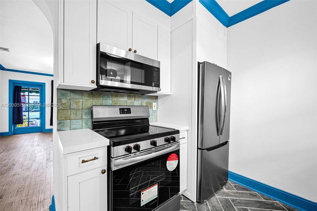 1605 Michigan Ave , Unit 929, Miami Beach, FL 33139 Photo
