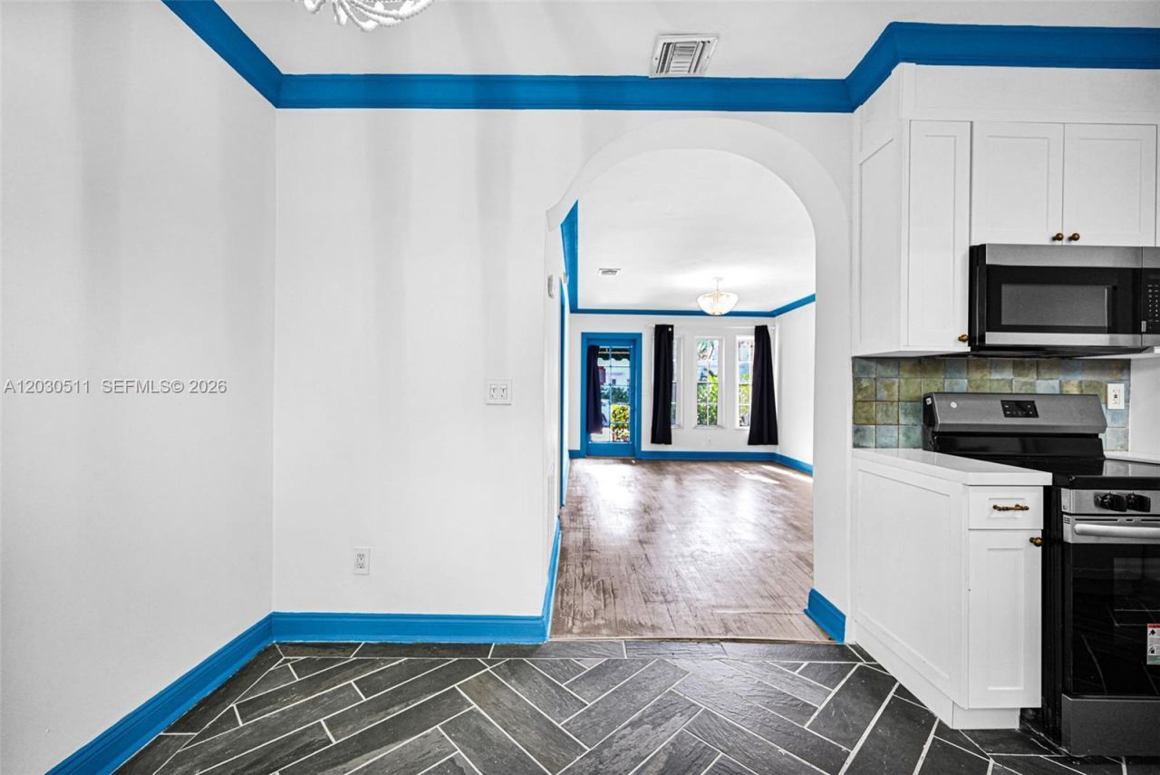 1605 Michigan Ave , Unit 929, Miami Beach, FL 33139 Photo