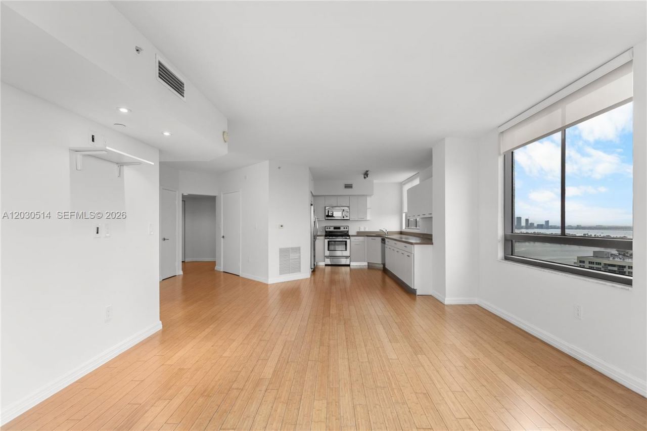 1330 West Ave , Unit 2207, Miami Beach, FL 33139 Photo