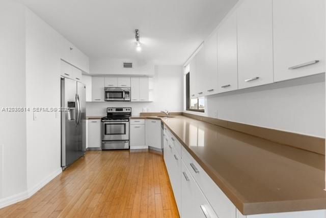1330 West Ave , Unit 2207, Miami Beach, FL 33139 Photo