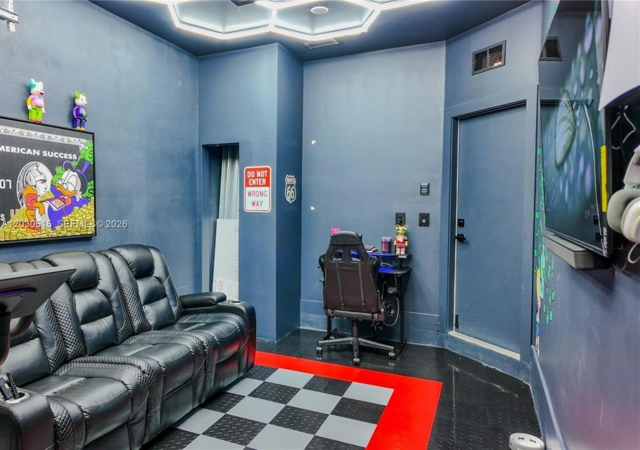 7221 NW 103rd Path , Doral, FL 33178 Photo