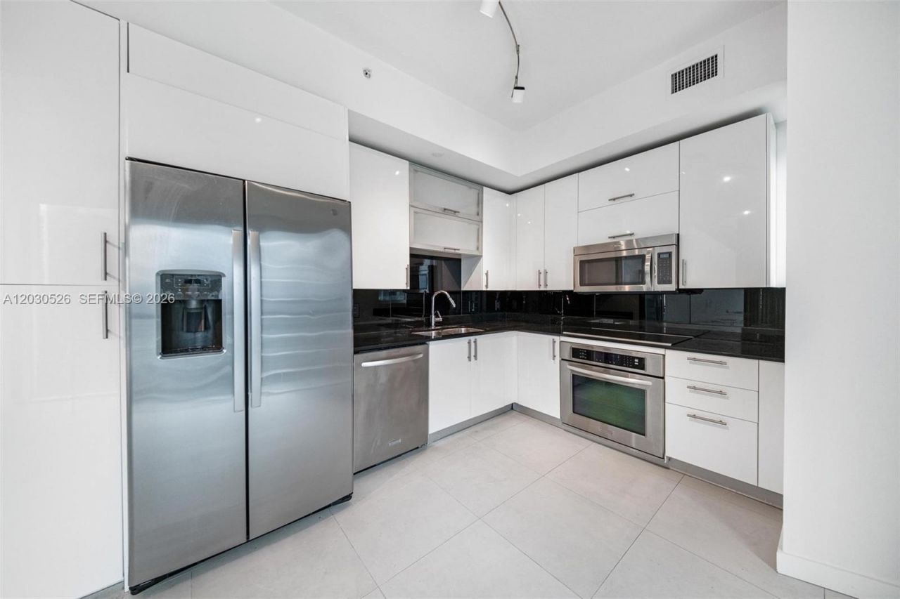 60 SW 13th St , Unit 2600, Miami, FL 33130 Photo
