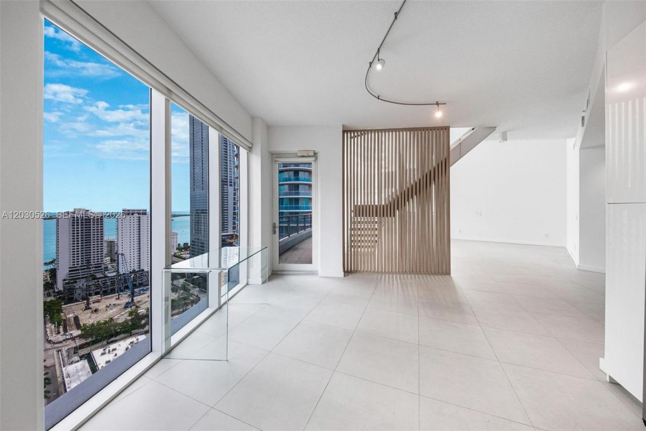 60 SW 13th St , Unit 2600, Miami, FL 33130 Photo