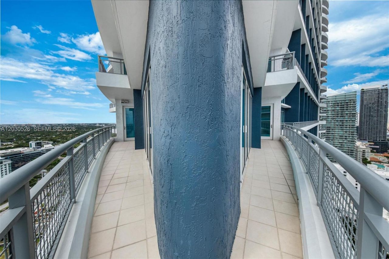 60 SW 13th St , Unit 2600, Miami, FL 33130 Photo