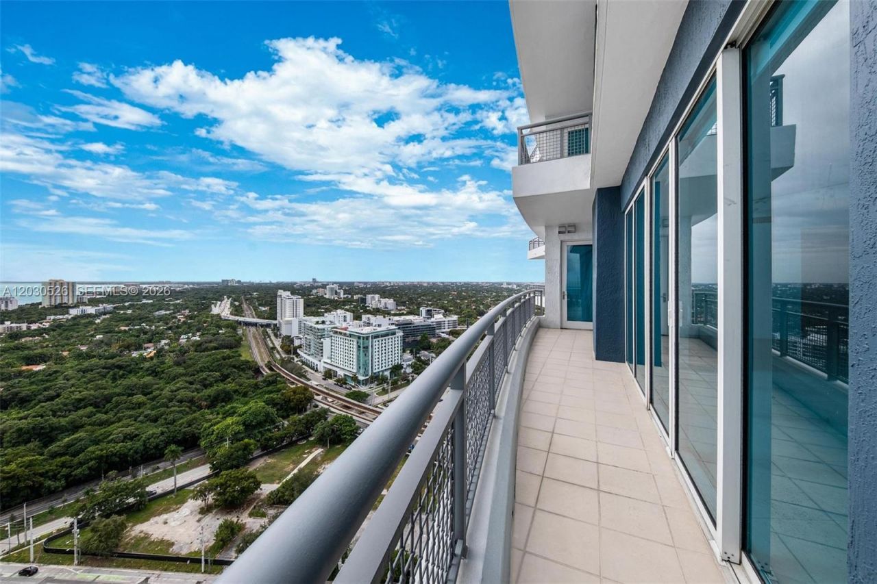 60 SW 13th St , Unit 2600, Miami, FL 33130 Photo