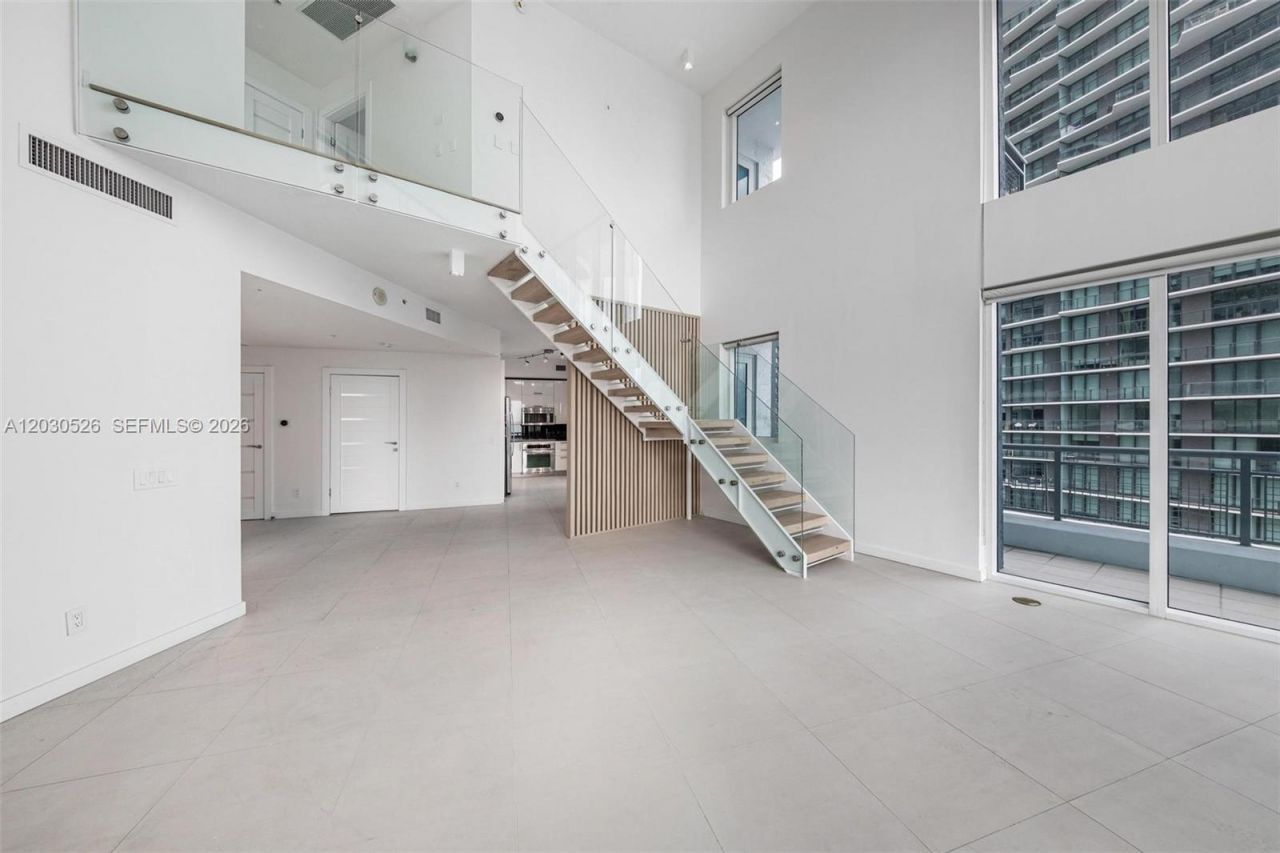 60 SW 13th St , Unit 2600, Miami, FL 33130 Photo