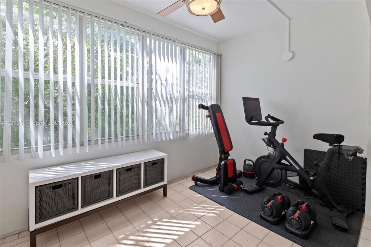 2800 N Palm Aire Dr , Unit 405, Pompano Beach, FL 33069 Photo