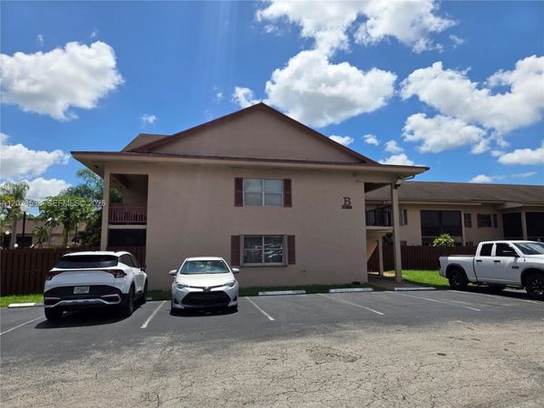 11213 SW 88 ST, Unit 110B, Miami, FL 33176