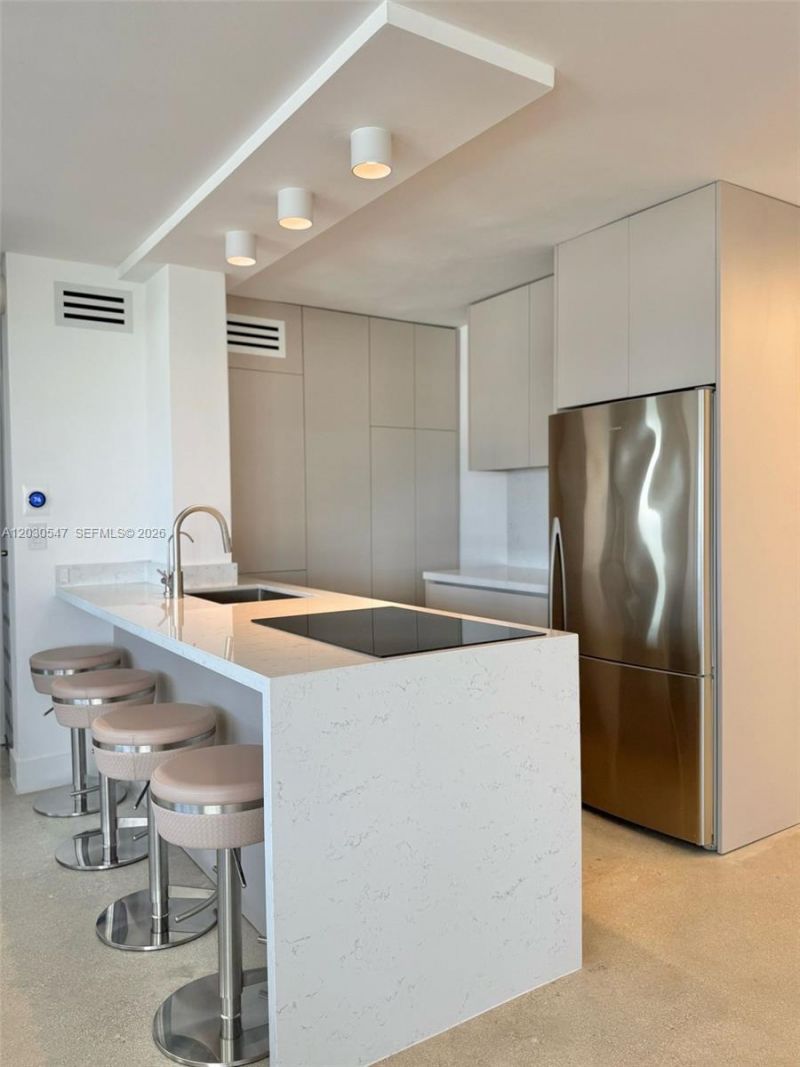 1881 Washington Ave , Unit 9C, Miami Beach, FL 33139 Photo