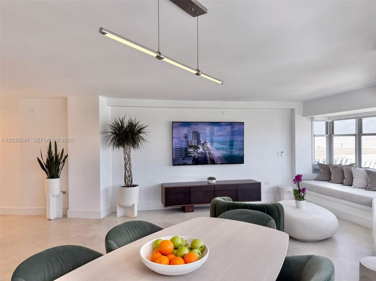 1881 Washington Ave , Unit 9C, Miami Beach, FL 33139 Photo