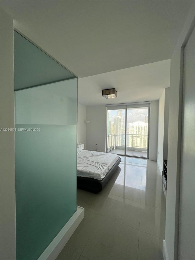 92 SW 3rd St , Unit 4111, Miami, FL 33130 Photo